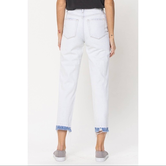 🔥HOST PICK🔥 CLEARANCE Grace Distressed Button-Up Mom Jeans - Picture 13 of 14